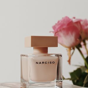 Aimy-home-3-banner-bg-03